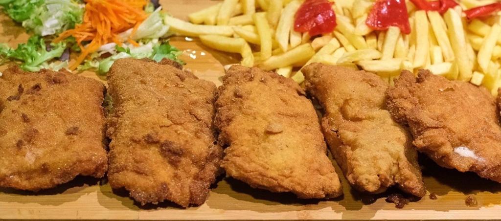 colonial, rincon colonial, rincón de la colonial, restaurante en Úbeda, dónde comer en Úbeda, restaurante en Úbeda centro, comida casera en Úbeda, tapas en Úbeda, cocina tradicional en Úbeda, mejores restaurantes en Úbeda, restaurante acogedor en Úbeda, comer bien en Úbeda, restaurante recomendado en Úbeda, calamares a la romana, calamares a la romana en Úbeda, comida para llevar en Úbeda, comida a domicilio en Úbeda, restaurante con comida para llevar Úbeda, tapas para llevar en Úbeda, pedir calamares a domicilio Úbeda, careta frita, careta frita en Úbeda, platos tradicionales Úbeda, pedir careta frita a domicilio Úbeda, puntillitas fritas, puntillitas en Úbeda, tapas de pescado en Úbeda, raciones para llevar en Úbeda, pedir puntillitas a domicilio Úbeda, solomillo al Jerez, solomillo de cerdo al Jerez, solomillo con gambas en Úbeda, platos caseros Úbeda, pedir solomillo al Jerez a domicilio Úbeda, restaurante comida tradicional Úbeda, flamenquín casero, flamenquín en Úbeda, flamenquín andaluz, platos tradicionales Úbeda, pedir flamenquín a domicilio Úbeda, restaurante típico de Úbeda, torreznos de Soria, torreznos en Úbeda, torreznos crujientes, pedir torreznos a domicilio Úbeda, platos típicos Úbeda, carrillada en salsa, carrillada al Pedro Ximénez, carrillada en Úbeda, guisos tradicionales Úbeda, pedir carrillada a domicilio Úbeda, sepia a la plancha, sepia con ajo y perejil, sepia a la plancha en Úbeda, platos de pescado Úbeda, pedir sepia a domicilio Úbeda, restaurante mediterráneo en Úbeda, nuggets de pollo, nuggets de pollo con patatas, nuggets en Úbeda, menú infantil Úbeda, pedir nuggets a domicilio Úbeda, platos para niños Úbeda, pechuga empanada, pechuga de pollo empanada, pechuga con patatas fritas, pedir pechuga empanada a domicilio Úbeda, menú infantil Úbeda, cachopo casero, cachopo en Úbeda, cachopo con jamón y queso, pedir cachopo a domicilio Úbeda, cafetería en Úbeda, desayunar en Úbeda, merendar en Úbeda, café en Úbeda, mejores cafeterías en Úbeda, cafetería acogedora en Úbeda, dónde tomar café en Úbeda, cafetería centro de Úbeda, tardeo en Úbeda, copas en Úbeda, bares de copas en Úbeda, locales de tardeo en Úbeda, bar de copas en Calle Redonda de Miradores, dónde salir en Úbeda, ocio nocturno en Úbeda, tomar copas en Úbeda, pub en Úbeda, salir en Úbeda, conciertos en Úbeda, fiesta en Úbeda, locales para eventos en Úbeda, prebodas en Úbeda, pubs con música en Úbeda