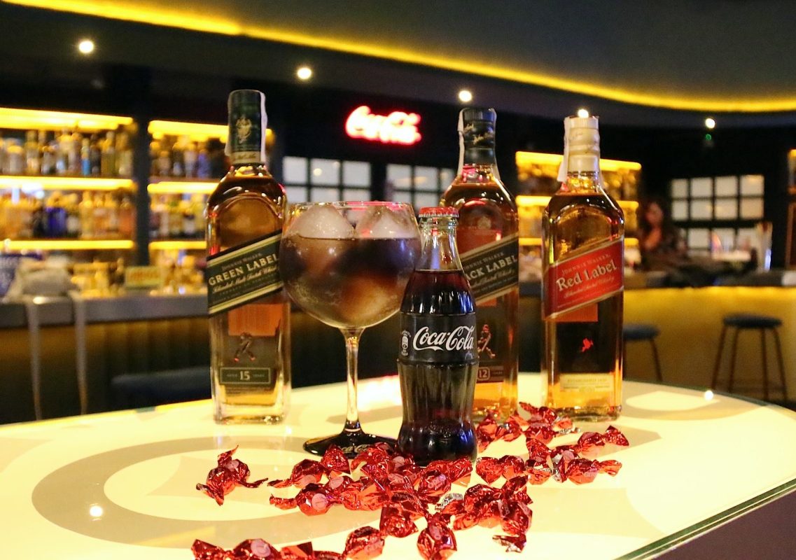 colonial, rincon colonial, rincón de la colonial, restaurante en Úbeda, dónde comer en Úbeda, restaurante en Úbeda centro, comida casera en Úbeda, tapas en Úbeda, cocina tradicional en Úbeda, mejores restaurantes en Úbeda, restaurante acogedor en Úbeda, comer bien en Úbeda, restaurante recomendado en Úbeda, calamares a la romana, calamares a la romana en Úbeda, comida para llevar en Úbeda, comida a domicilio en Úbeda, restaurante con comida para llevar Úbeda, tapas para llevar en Úbeda, pedir calamares a domicilio Úbeda, careta frita, careta frita en Úbeda, platos tradicionales Úbeda, pedir careta frita a domicilio Úbeda, puntillitas fritas, puntillitas en Úbeda, tapas de pescado en Úbeda, raciones para llevar en Úbeda, pedir puntillitas a domicilio Úbeda, solomillo al Jerez, solomillo de cerdo al Jerez, solomillo con gambas en Úbeda, platos caseros Úbeda, pedir solomillo al Jerez a domicilio Úbeda, restaurante comida tradicional Úbeda, flamenquín casero, flamenquín en Úbeda, flamenquín andaluz, platos tradicionales Úbeda, pedir flamenquín a domicilio Úbeda, restaurante típico de Úbeda, torreznos de Soria, torreznos en Úbeda, torreznos crujientes, pedir torreznos a domicilio Úbeda, platos típicos Úbeda, carrillada en salsa, carrillada al Pedro Ximénez, carrillada en Úbeda, guisos tradicionales Úbeda, pedir carrillada a domicilio Úbeda, sepia a la plancha, sepia con ajo y perejil, sepia a la plancha en Úbeda, platos de pescado Úbeda, pedir sepia a domicilio Úbeda, restaurante mediterráneo en Úbeda, nuggets de pollo, nuggets de pollo con patatas, nuggets en Úbeda, menú infantil Úbeda, pedir nuggets a domicilio Úbeda, platos para niños Úbeda, pechuga empanada, pechuga de pollo empanada, pechuga con patatas fritas, pedir pechuga empanada a domicilio Úbeda, menú infantil Úbeda, cachopo casero, cachopo en Úbeda, cachopo con jamón y queso, pedir cachopo a domicilio Úbeda, cafetería en Úbeda, desayunar en Úbeda, merendar en Úbeda, café en Úbeda, mejores cafeterías en Úbeda, cafetería acogedora en Úbeda, dónde tomar café en Úbeda, cafetería centro de Úbeda, tardeo en Úbeda, copas en Úbeda, bares de copas en Úbeda, locales de tardeo en Úbeda, bar de copas en Calle Redonda de Miradores, dónde salir en Úbeda, ocio nocturno en Úbeda, tomar copas en Úbeda, pub en Úbeda, salir en Úbeda, conciertos en Úbeda, fiesta en Úbeda, locales para eventos en Úbeda, prebodas en Úbeda, pubs con música en Úbeda